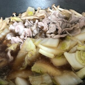 鍋の素活用●出汁たっぷりめの豚肉うどん鍋